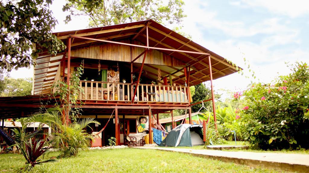 Hakuna Matata Hostel 卡维塔 外观 照片