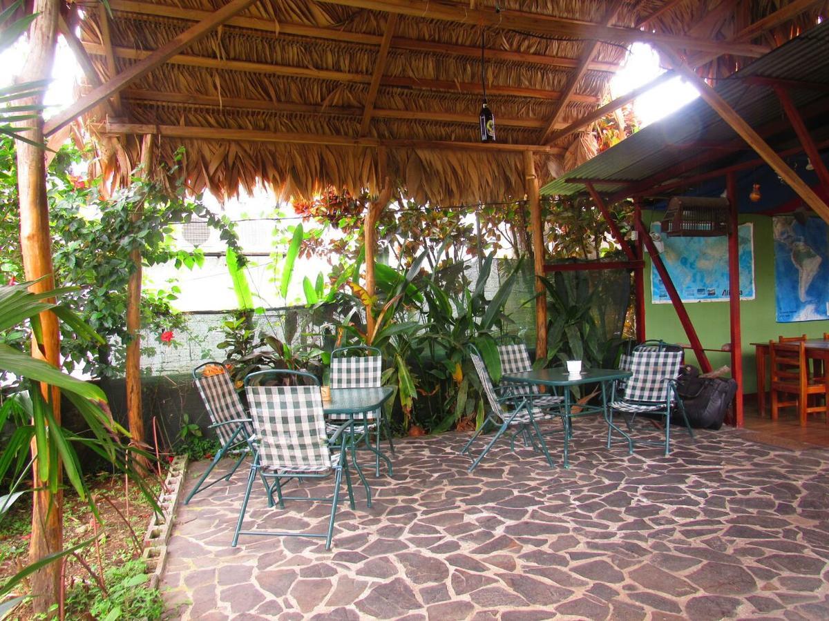 Hakuna Matata Hostel 卡维塔 外观 照片